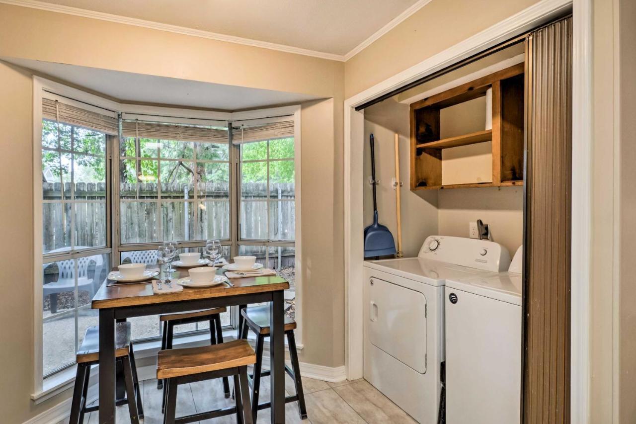 Hébergement de vacances Cozy Townhome Less Than 1 Mi To Louisiana Tech